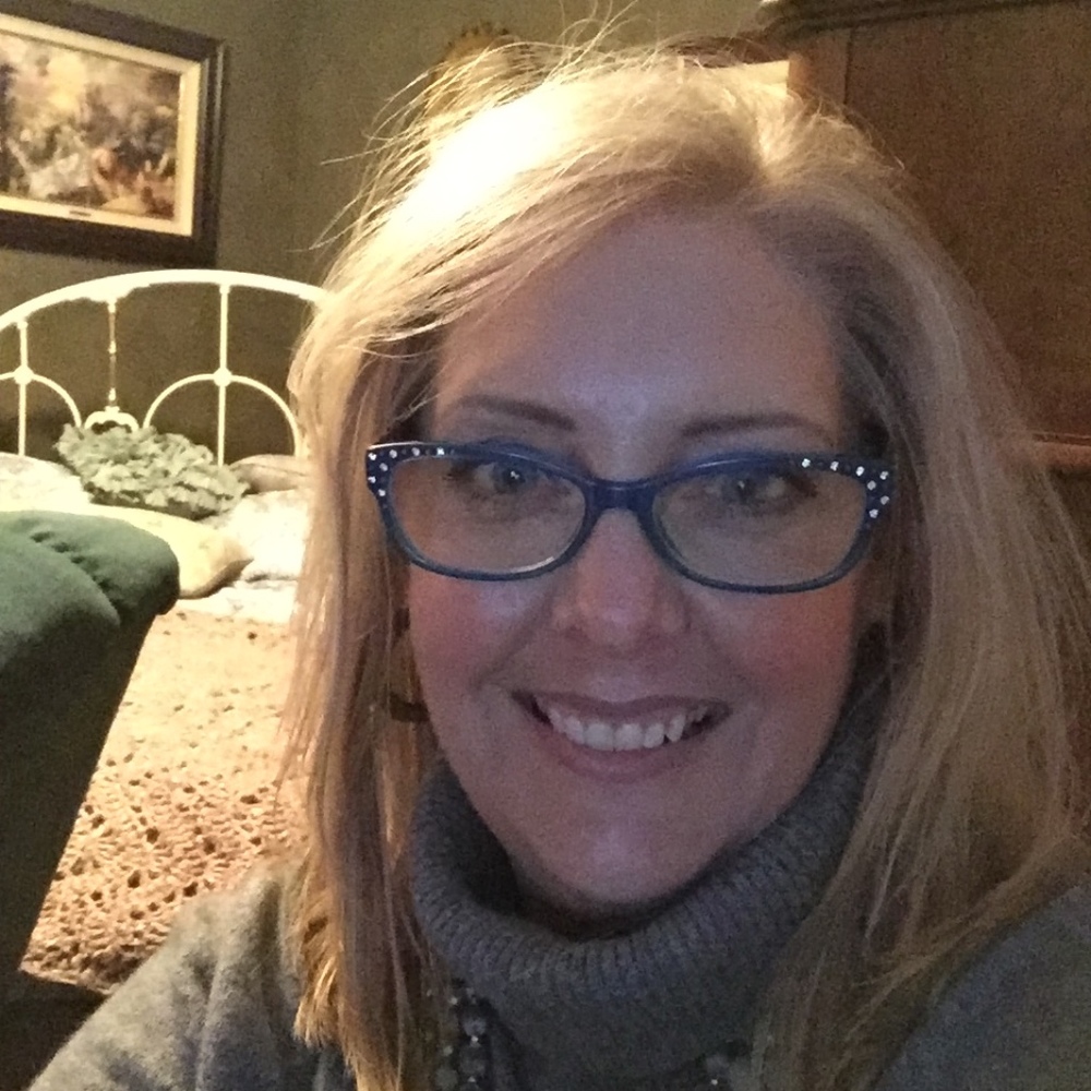 Meet your Posher, Linda